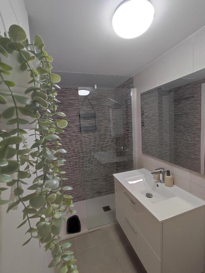 Blue Ocean Corralejo: Sunny Terrace, Pool, Wifi Appartamento